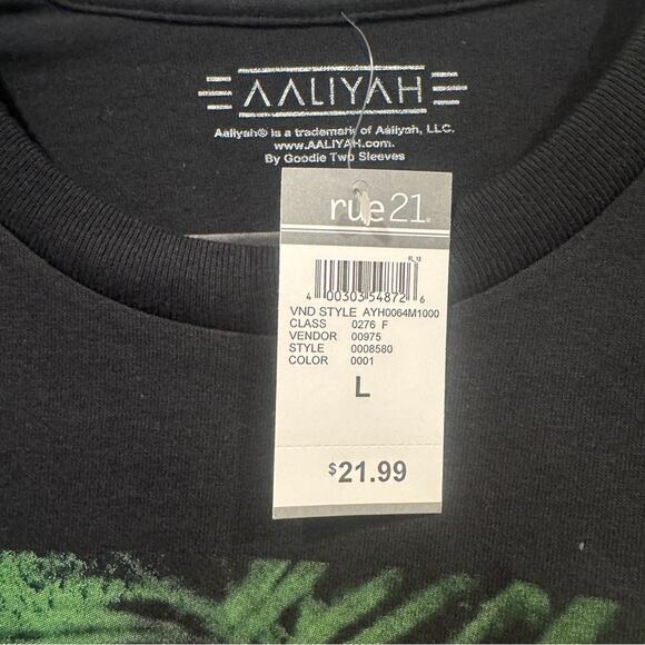 Aaliyah Short Sleeve Graphic T-Shirt New with Tags Large - Picture 4 of 5